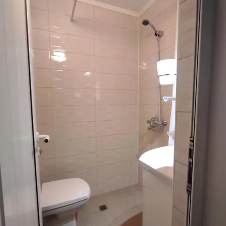 Проживання в сім'ї Two-room In The Center